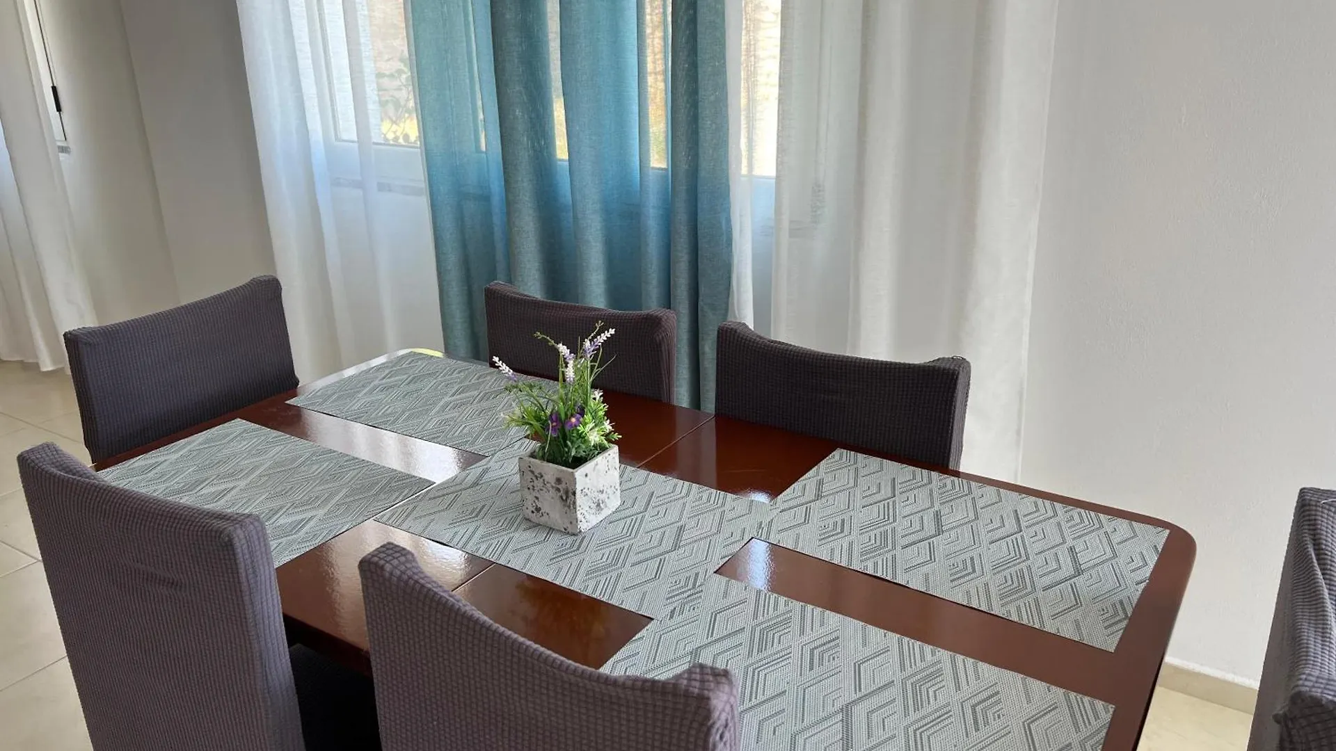 City View Apartments Αλέσιον 0*,  Αλβανία